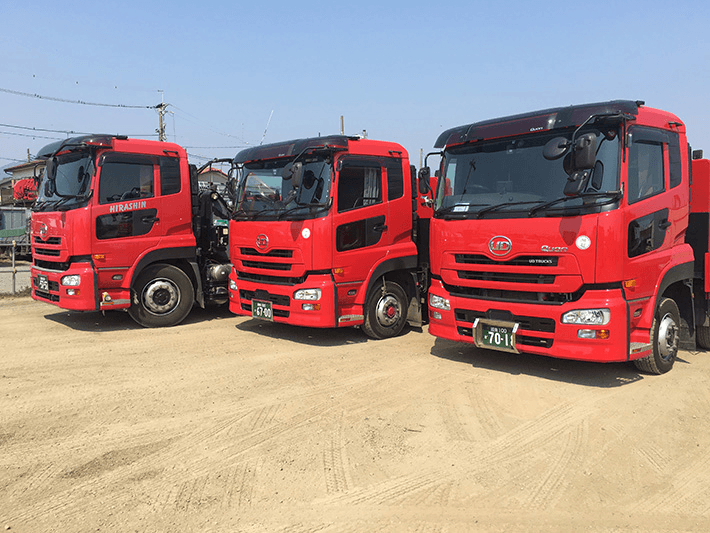 12ｔクラス３台・7ｔクラス１台